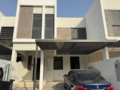 4 Bedroom Townhouse for Rent in DAMAC Hills 2 (Akoya by DAMAC), Dubai - Exclusive 4-Bedroom + Maid Townhouse | Single Row