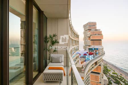 2 Bedroom Apartment for Sale in Palm Jumeirah, Dubai - Fully Furnished | High Floor | Sea view