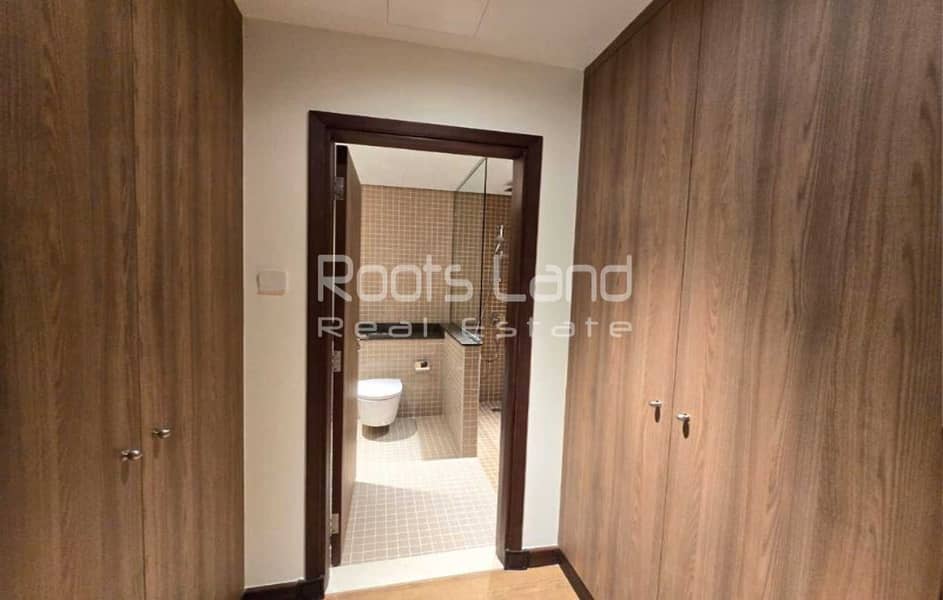 Fully Upgraded | Prime Location | Luxurious - Image 19