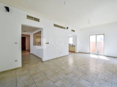 Huge Corner Plot C2 | Oliva | Large Backyard Huge Corner Plot C2 | Oliva | Large Backyard