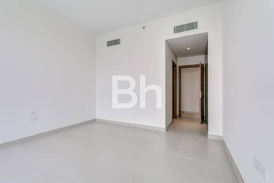 Exclusive 2BR+Maid | Canal and Burj Khalifa View - Image 9