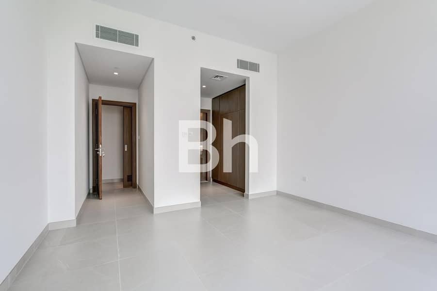 Exclusive 2BR+Maid | Canal and Burj Khalifa View - Image 10