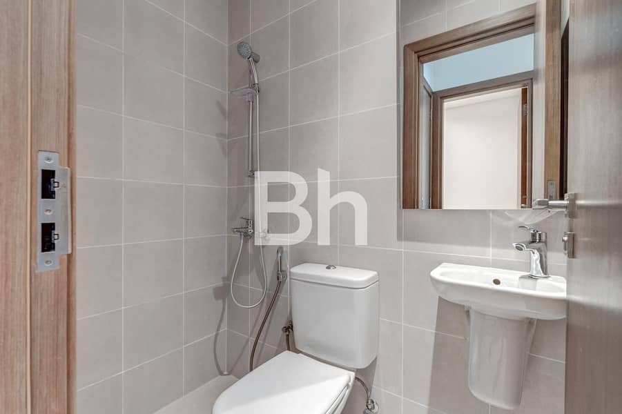 Exclusive 2BR+Maid | Canal and Burj Khalifa View - Image 14