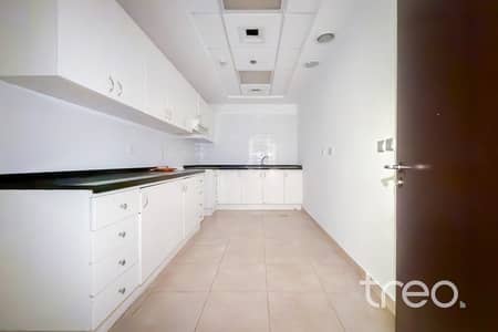2 Bedroom Flat for Sale in Dubai Sports City, Dubai - Exclusive | Upgraded | Investor Deal