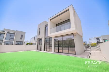 5 Bedroom Villa for Rent in Al Furjan, Dubai - Vacant | Corner | Stand Alone | 5 BR
