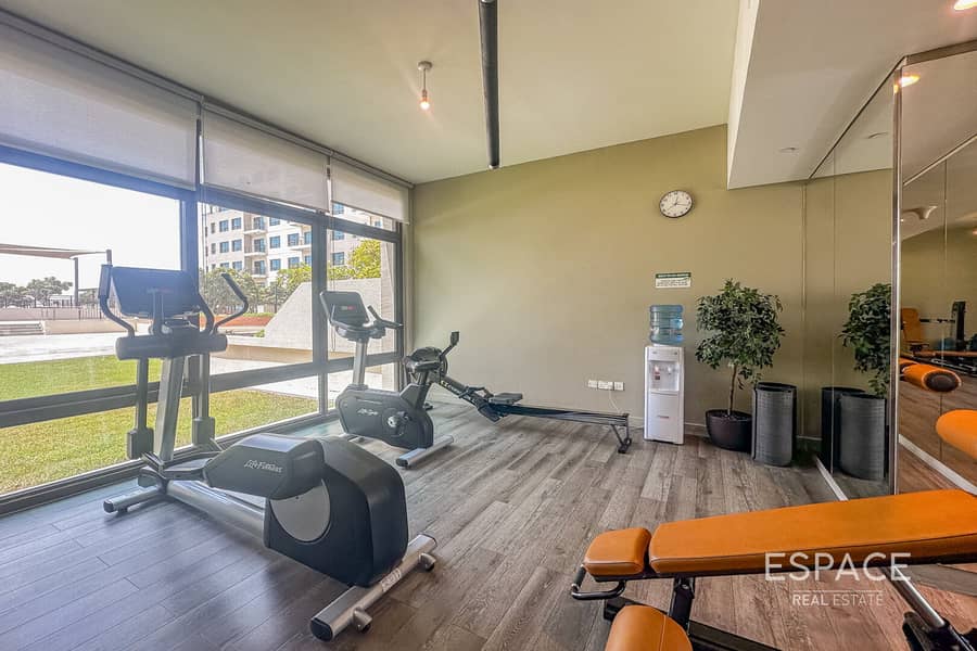 Unobstructed Full Golf View | High Floor - Image 15