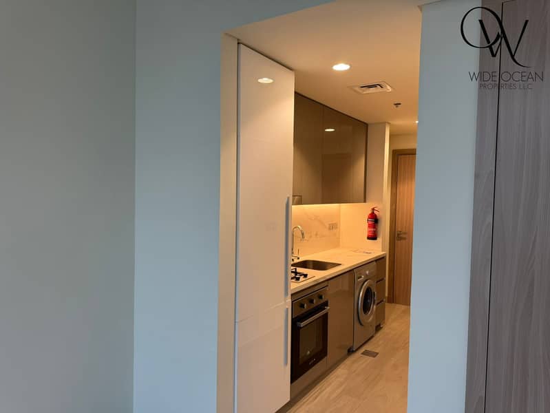 2 fddec90c-1443-448f-8532-13c4a2a7cad9. jpg