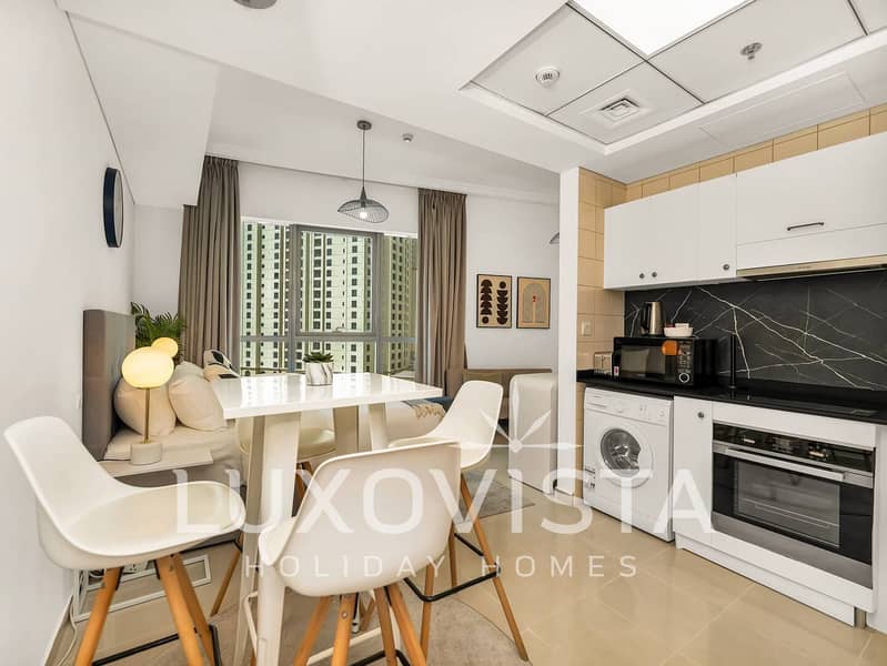 Bay Central | Modern Studio - Image 21