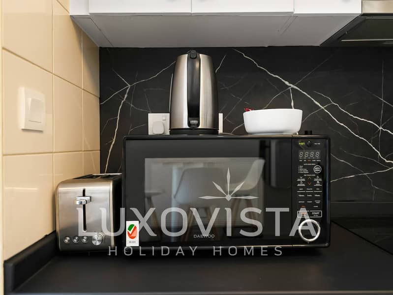 Bay Central | Modern Studio - Image 24