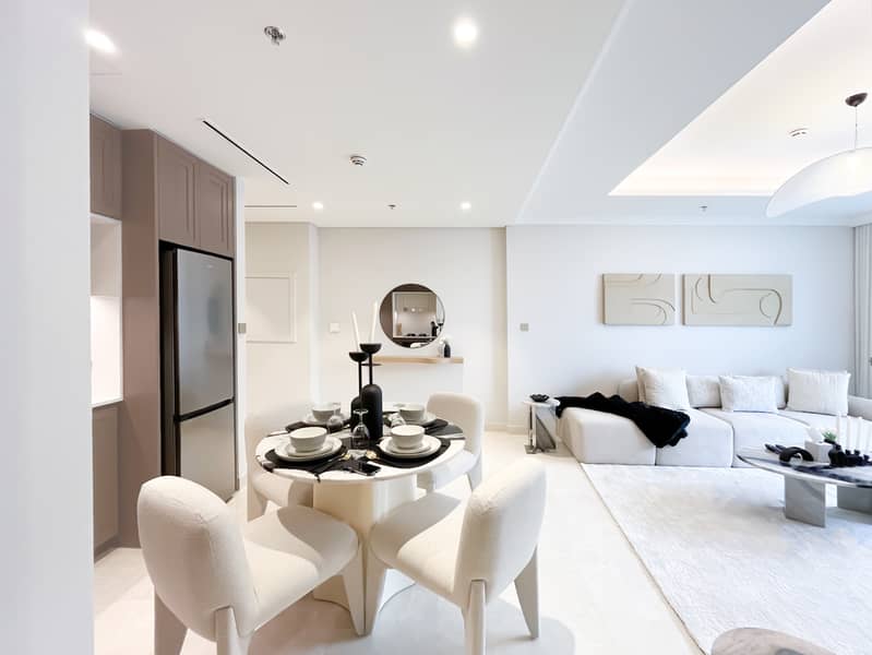 Palace Beach House 1BR Waterfront Elegance with Marina Skyline Views- ALL BILLS INCLUDED - Image 11