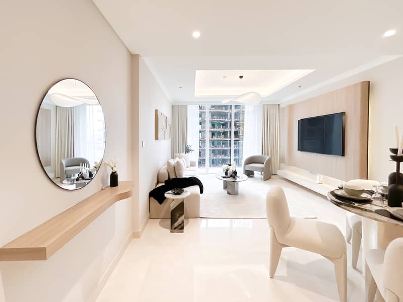 Palace Beach House 1BR Waterfront Elegance with Marina Skyline Views- ALL BILLS INCLUDED - Image 14