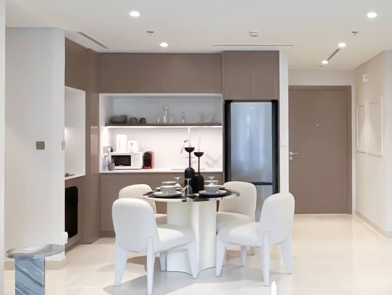 Palace Beach House 1BR Waterfront Elegance with Marina Skyline Views- ALL BILLS INCLUDED - Image 19