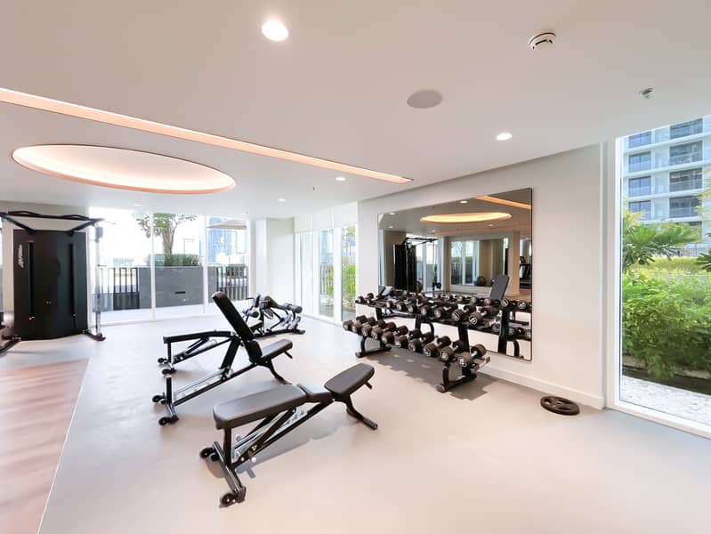 Palace Beach House 1BR Waterfront Elegance with Marina Skyline Views- ALL BILLS INCLUDED - Image 27