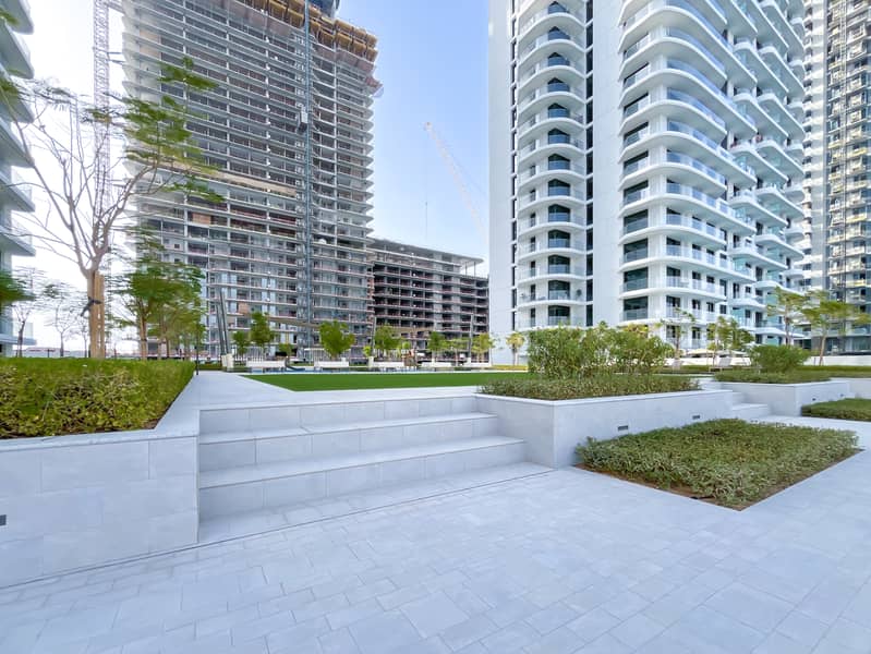 Palace Beach House 1BR Waterfront Elegance with Marina Skyline Views- ALL BILLS INCLUDED - Image 33