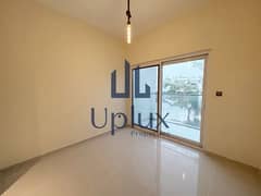 Single Row | R2M14 | Vacant Unit