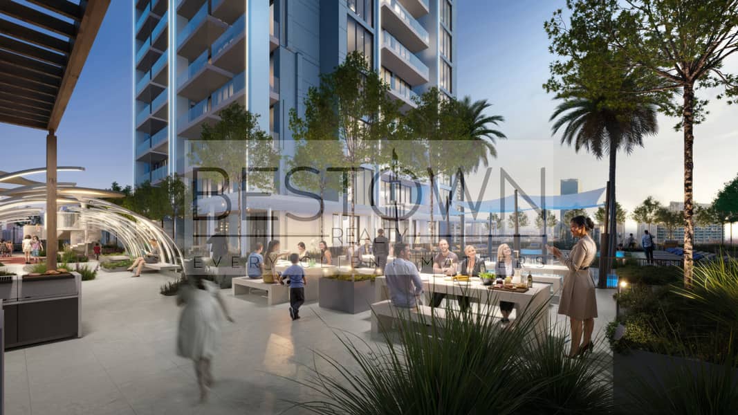 6 Outdoor Dining Area. jpg