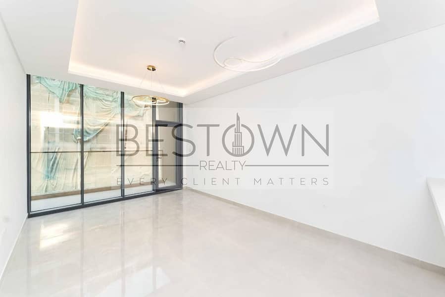 "Elegant 1-BHK Apartment | Vacant | Steps from Circle Mall" - Image 8