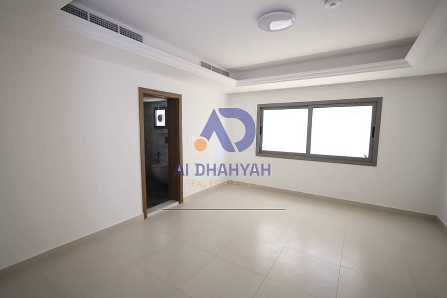 10 WhatsApp Image 2025-09-05 at 1.43. 32 PM (1). jpeg