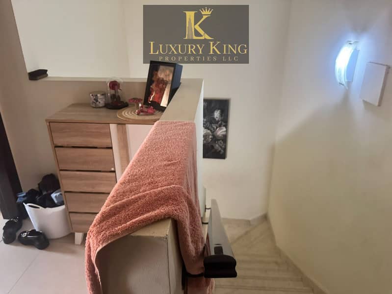 VACANT 3 Bedroom + Maid Room Townhouse - Image 8