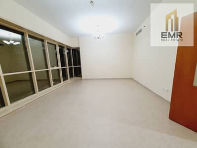 Front of Metro - Chiller Free - Vacant