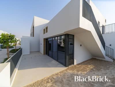 4 Bedroom Townhouse for Rent in Arabian Ranches 3, Dubai - Skyline Serenity | Luxurious Townhouse in Bliss