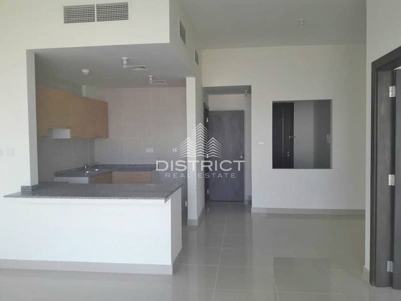 Great Price 2BR Flat in C2 Tower Al Reem