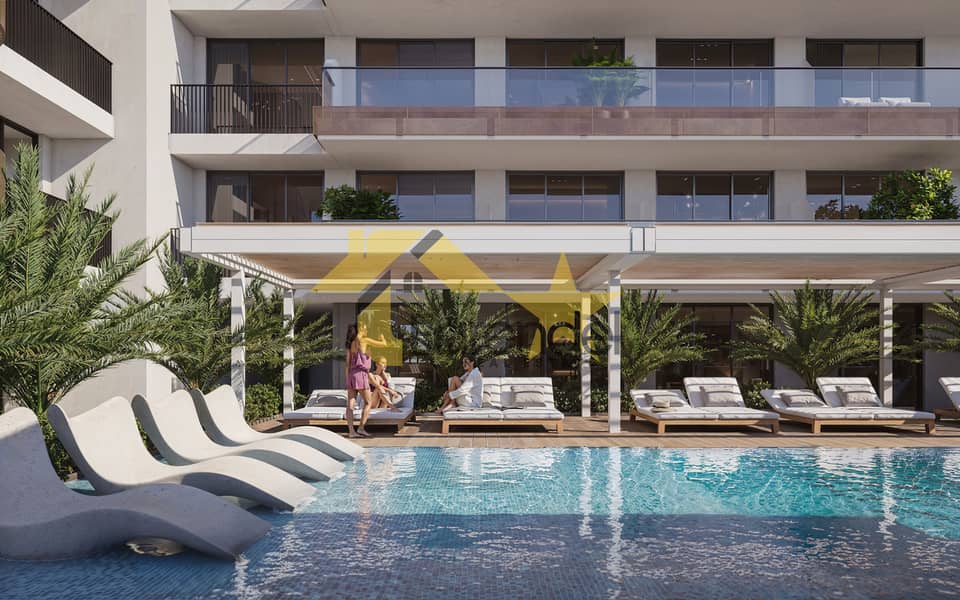 22 Swimming Pool. jpg