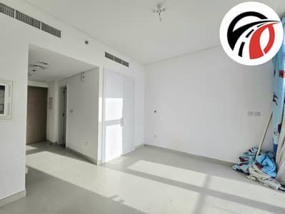 Studio for Rent in Dubai South, Dubai - 20250609_172455. jpg