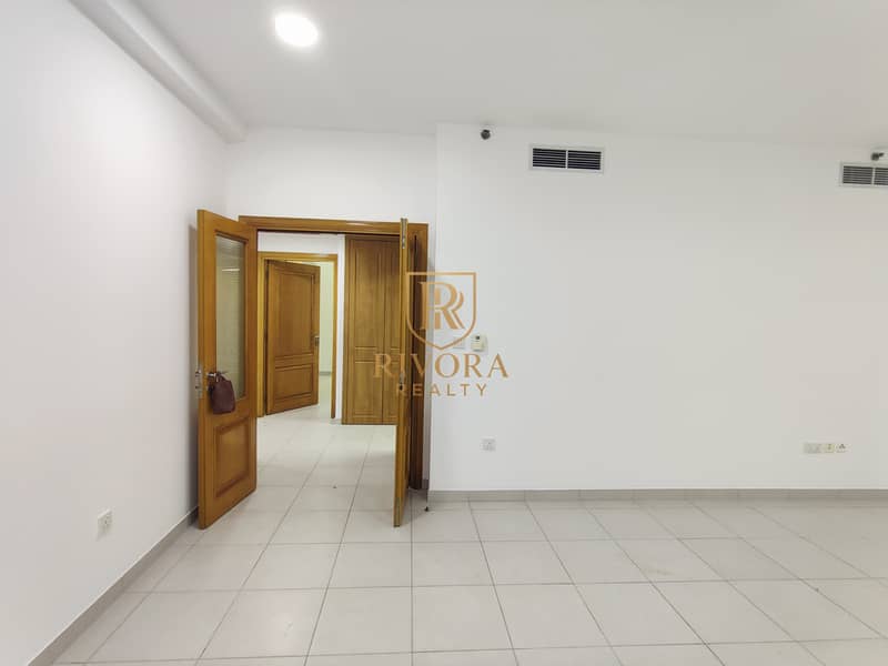 1 BHK I BIG SPACE I WITH BALCONY