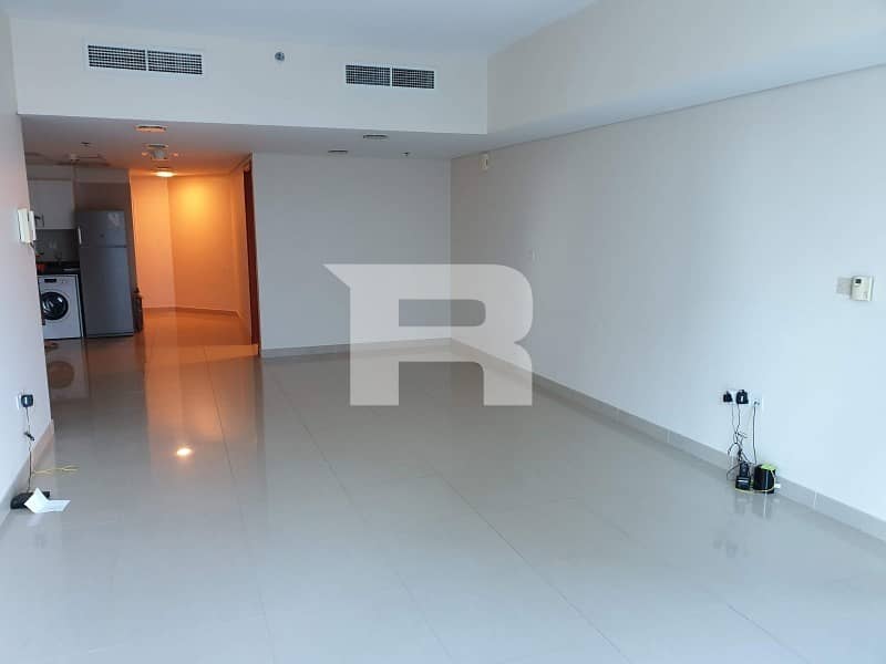 High Quality 1 Bedroom in DIFC Pool View