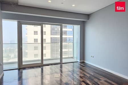 1 Bedroom Apartment for Rent in Dubai Marina, Dubai - Vacant On Oct | Sea View | High Floor