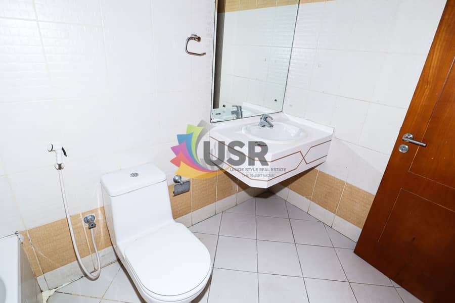 READY TO MOVE IN | 2BHK WITH BALCONY | FOR 80K