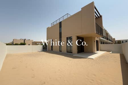 4 Bedroom Townhouse for Rent in Dubai South, Dubai - Across From Pool | 4 Cheques | Corner Unit