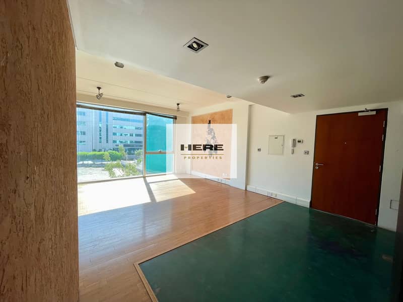 9 Studio Loft Office (4). jpg