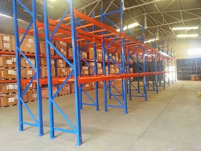 Warehouse for Sale in Dubai Investment Park (DIP), Dubai - 5jeHluUCFybDS3heFnU1ykJnaYjU8mgubKD6GvKs. jpg