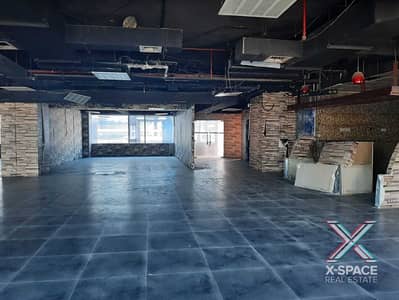 Office for Rent in Deira, Dubai - BIG SPACIOUS GYM/IT/LAW/BANKING/INSURANC INCD DEWA