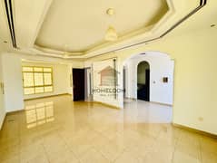 فیلا في مردف 5 غرف 175000 درهم - 11307697