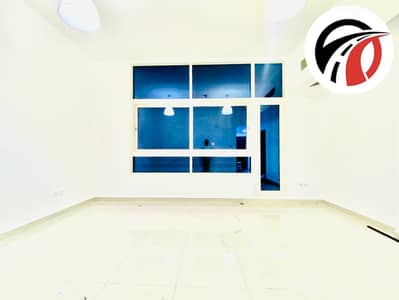Studio for Rent in International City, Dubai - IMG_2427. jpg