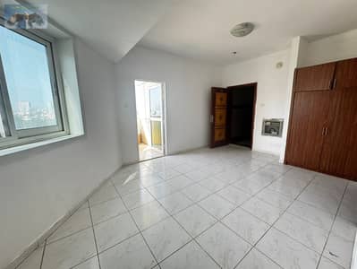 Studio for Rent in Al Rashidiya, Ajman - صورة واتساب بتاريخ 1447-03-14 في 16.10. 10_fd2ea086. jpg