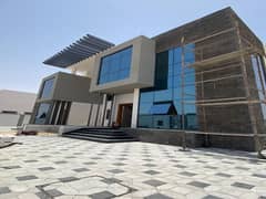 للبيع فلتين بالحوشي الاولي قريب من شارع الامارات ارضي + اول كل فيلا تتكون من 5 غرف وصالة ومجلس وغرفة خادمه ومطبخ