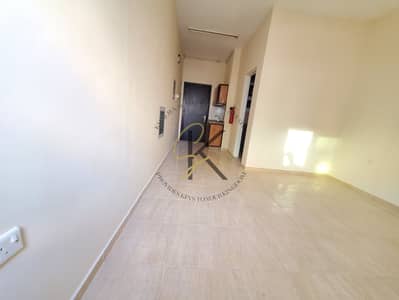 Studio for Rent in Muwaileh Commercial, Sharjah - 20250903_172440. jpg