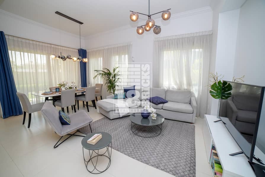 Huge Plot | End Unit | 0% Service Charges Huge Plot | End Unit | 0% Service Charges