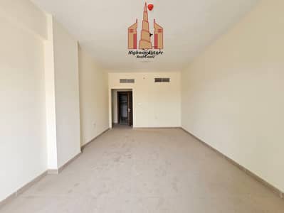 2 Bedroom Flat for Rent in Tilal City, Sharjah - 20250716_122400. jpg