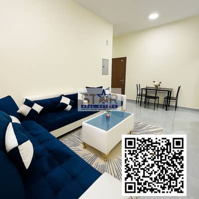 克里奇阿治曼公寓小区， 阿治曼 1 卧室单位待租 - Modern Living Room with QR Code. png