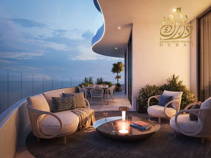 12 Balcony 02. jpg
