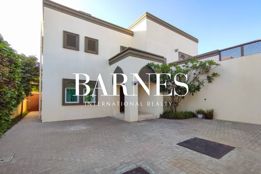Quiet Area | Vacant | Large Garden | Huge Plot