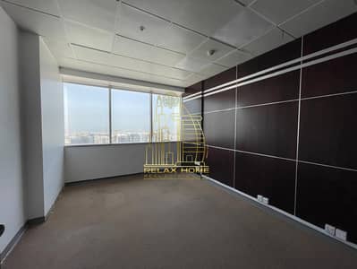 مکتب  للايجار في شارع الشيخ زايد، دبي - IMG-20250901-WA0029. jpg