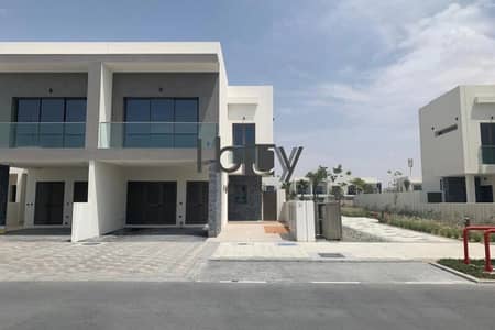 2 Bedroom Townhouse for Rent in Yas Island, Abu Dhabi - Corner Unit | Massive Layout | Ready To Live In |