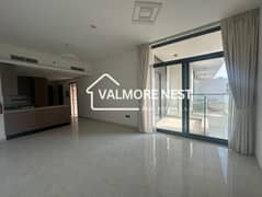 Spacious I Prime location I Balcony View