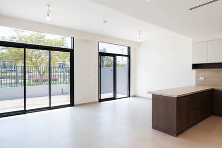 4 Bedroom Townhouse for Rent in Mudon, Dubai - Elegant 4BR Villa with Private Garden